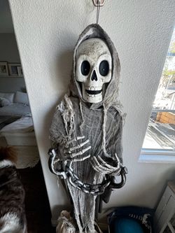 2 Animated/Sound Halloween Hanging Decorations – Skeleton + Creepy Doll