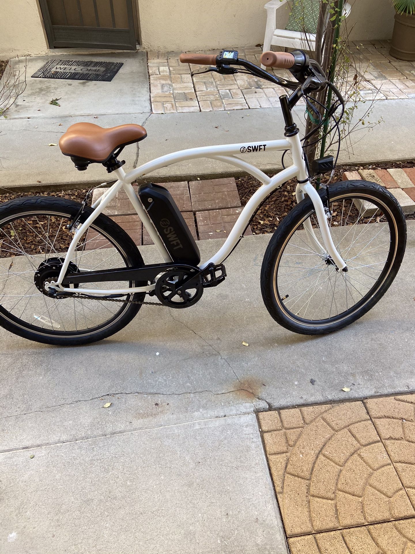 Almost New Ebike… Only 16 Miles $500