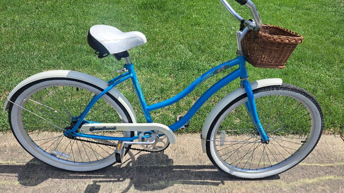 Huffy, Cruiser. Blue, 16"frame