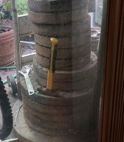 26 round 2 size and 6 square ones  make a offer