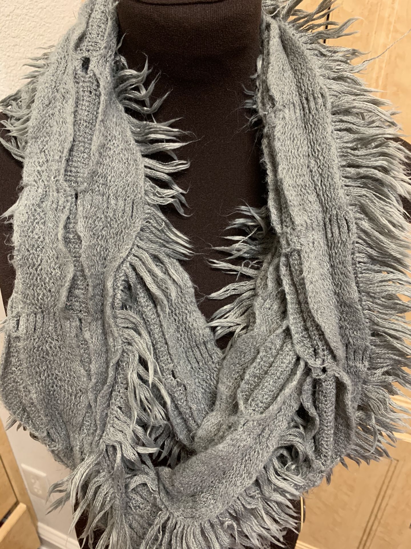Scarfs