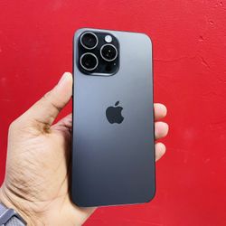 iPhone 15 Pro Max 256GB Unlocked 