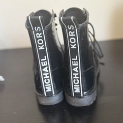 Michael Kors Tavie Lug Sole Lace-Up Rain Boots