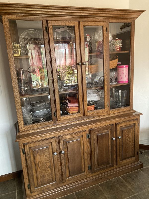 Custom Made Oak Buffet/Hutch for Sale in Tarentum, PA OfferUp