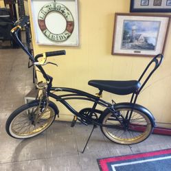 MilkBar Sugar High 20” Black Licorice Bike