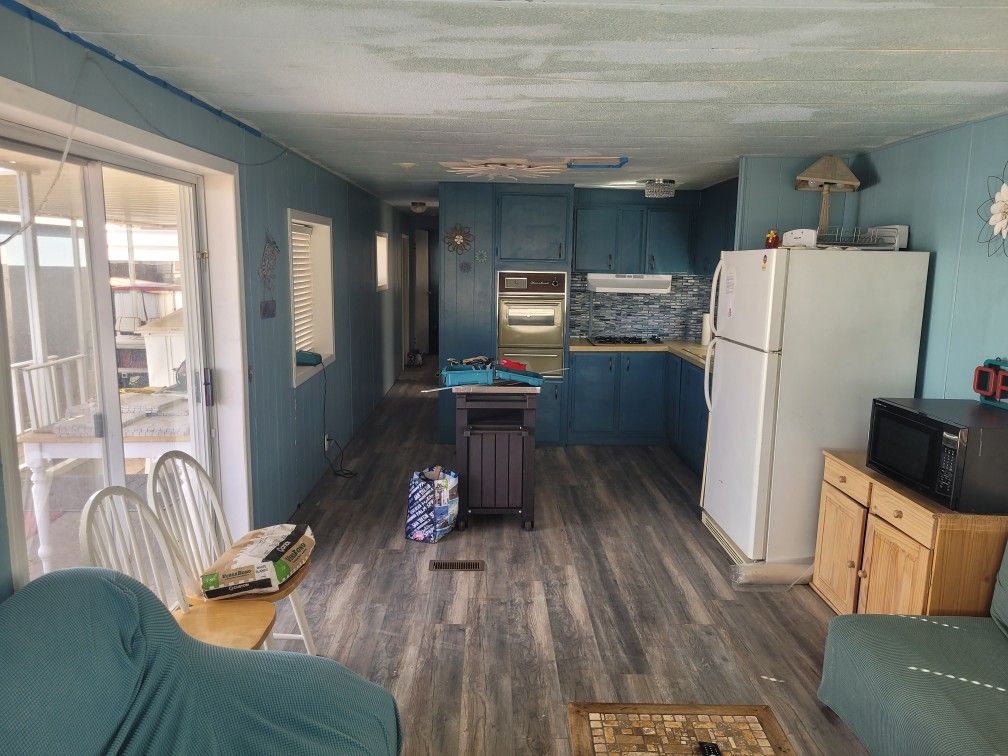 Lake Havasu Palms. Waterfront Mobile Home for Sale in Parker Dam, CA