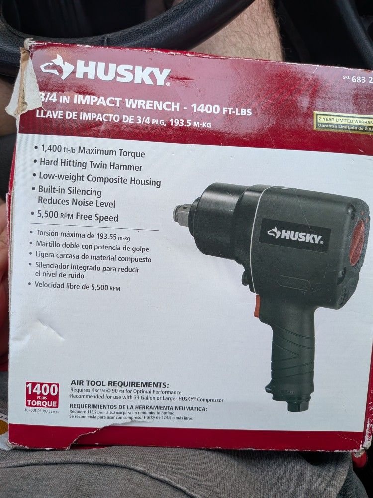 NEW Husky 3/4 In. Impact Wrench 1400 Ft.-lbs Model # H4490 UPC# (contact info removed)61