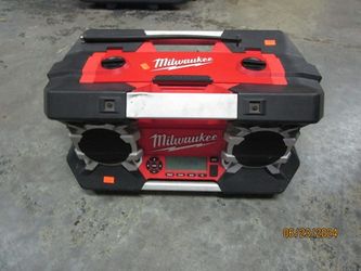 Milwaukee Jobsite Radio