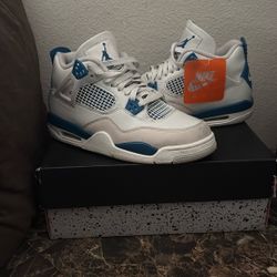 Jordan Retro 4 
