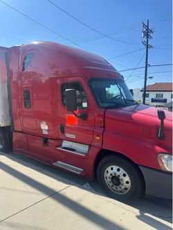 2014 Freightliner cascadia