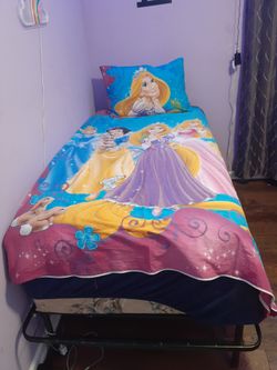 Twin Size Princess Bedding Set