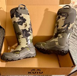 KUIU MUD BOOTS MEN’S SIZE 10- LIKE NEW