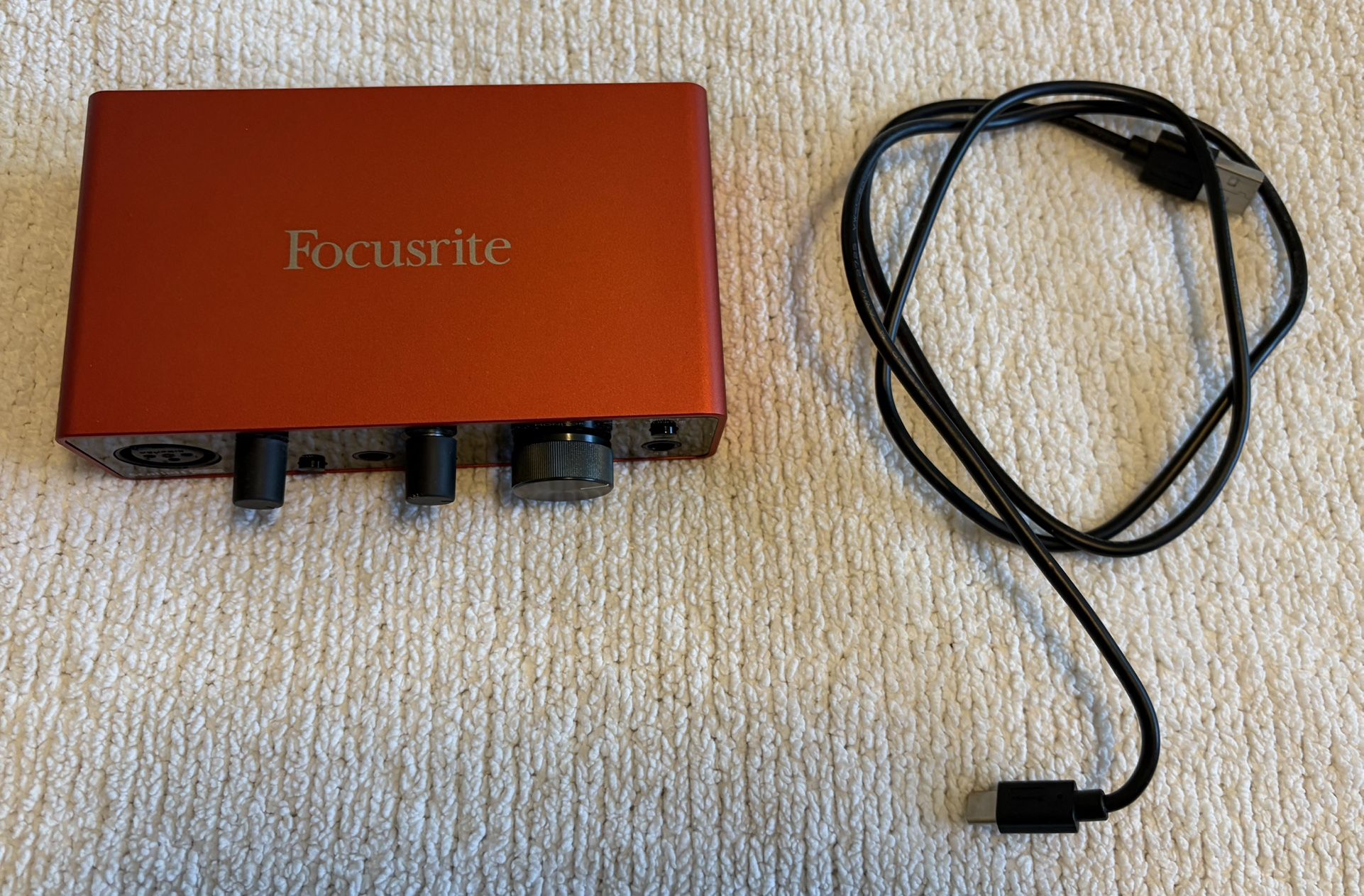 Focusrite Scarlett Solo 3rd Gen USB Audio Interface – Excellent Condition