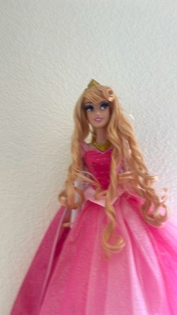 Disney Princess Aurora Fashion Doll 17” limited edition