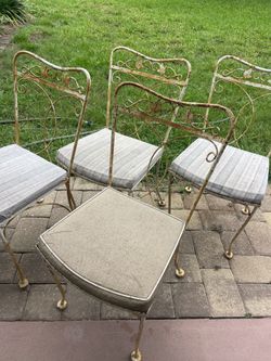 Vintage Iron Patio Chairs(4)