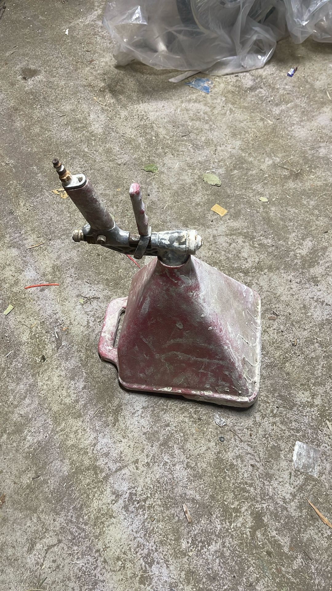 Stucco sprayer Gun Use