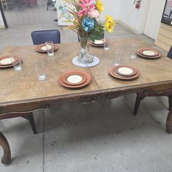 Early 1900s Dining Table 6ft by 46" opens up to 10ft