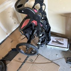 Stroller 