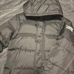 Burberry Black Puffer/vest 