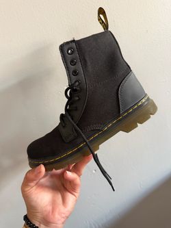 Kids doc martens
