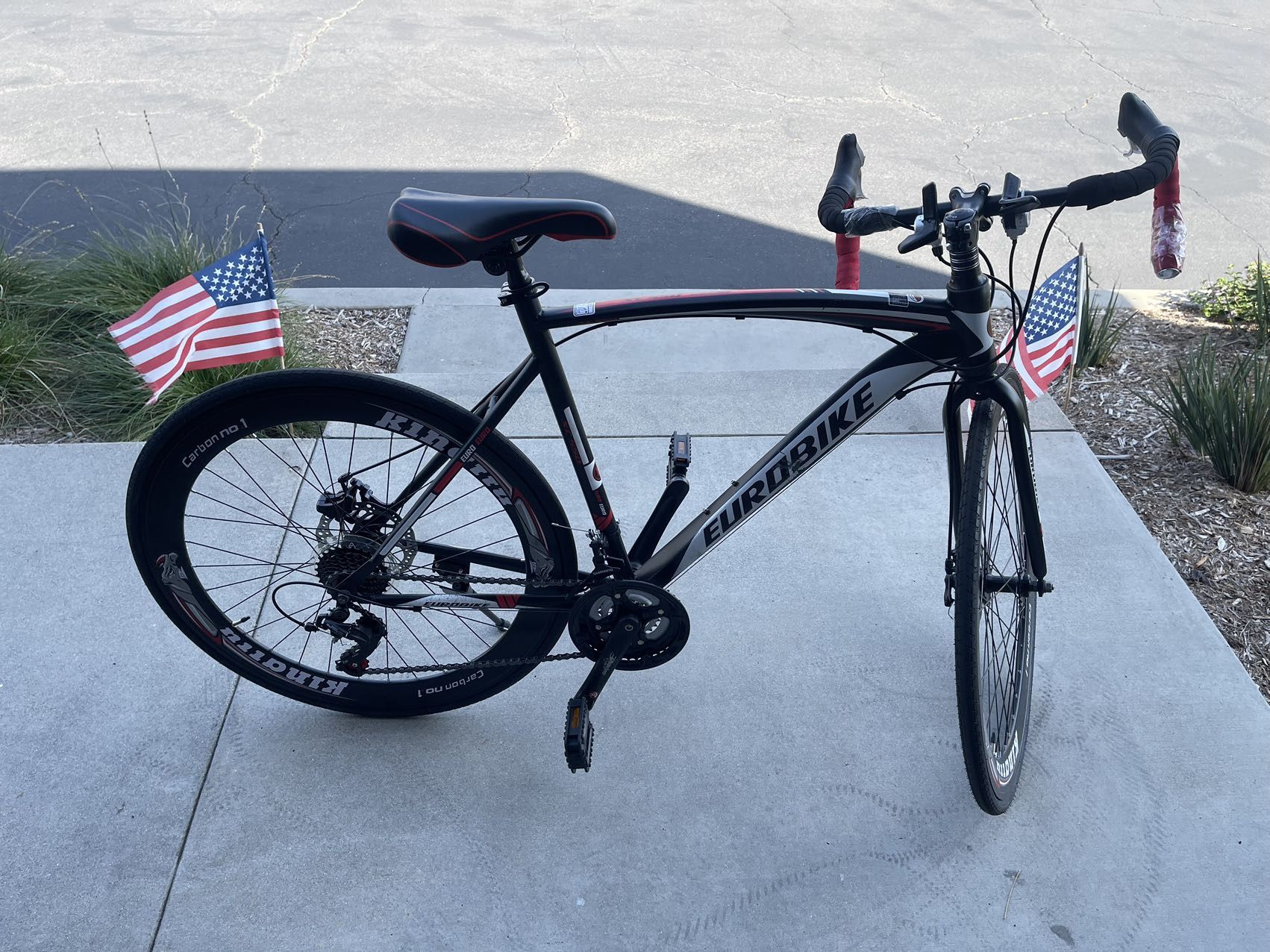 Eurobike XC550 Road Bike 21 Speed With 700C Spoke Wheels Racing Bike For Women And Men