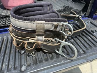 Buckingham belt