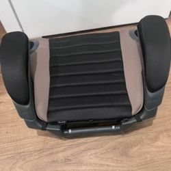 Chicco GoFit® ClearTex® Backless Booster Car Seat, Travel Booster Seat for Car, Portable Car Booster Seat for Children at Least 4 Years Old and 40-110