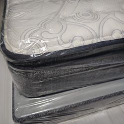 Mattress  And Box Spring 62x32 