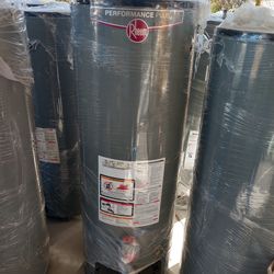 Propane water heater new 40 gallon with 1 yr wrty