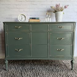 Awesome Shabby Distressed Solid Wood Vintage Dresser 