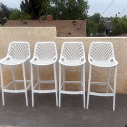 Set of 4 bar chairs for outdoors