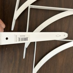 Lot Of Four 10“ X 8“ White Shelf Brackets SB2025W