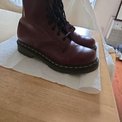 Dr. Martins