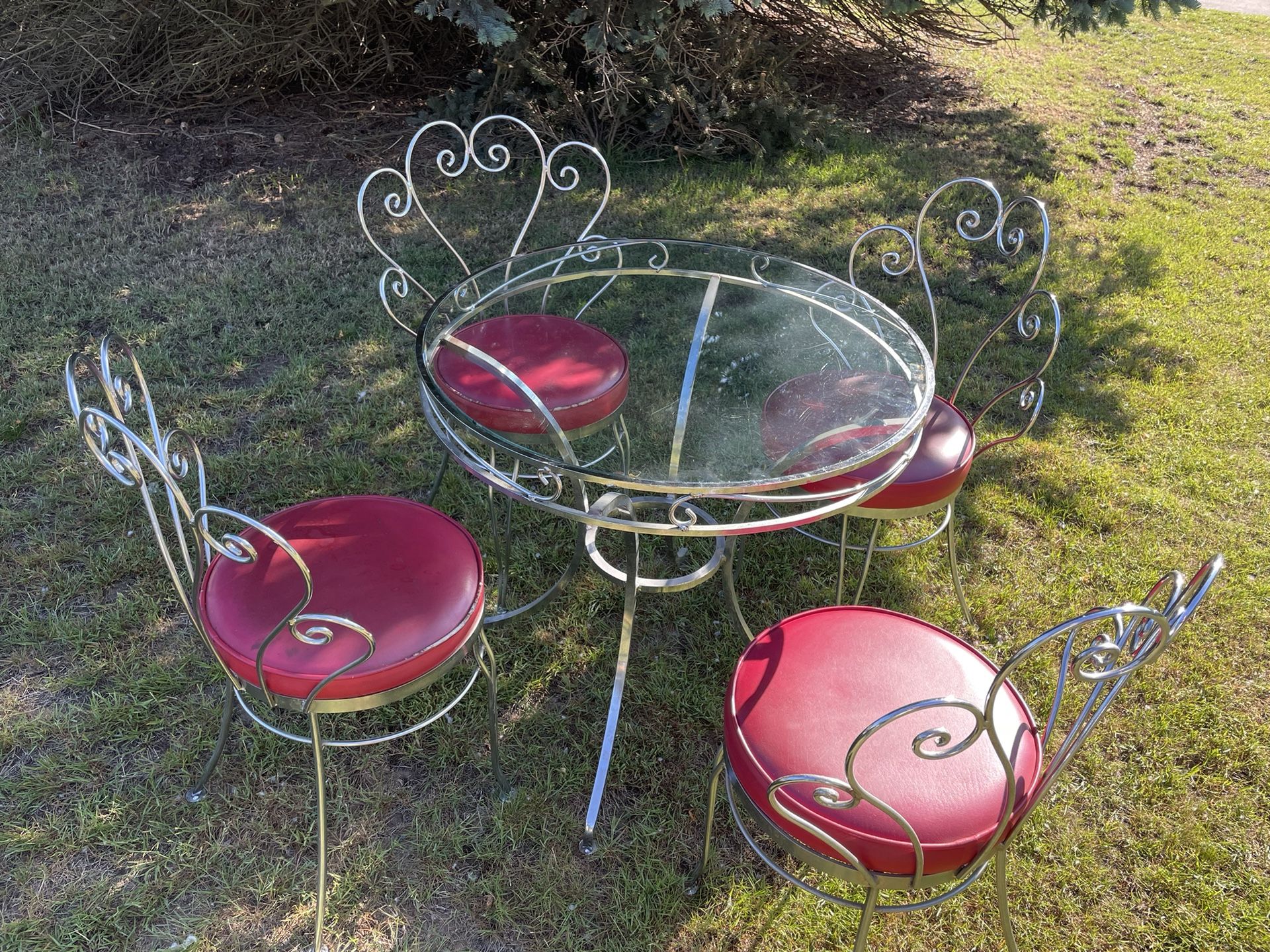 Authentic Vintage Ice Cream Table Set