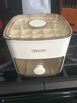 Ice maker not electric