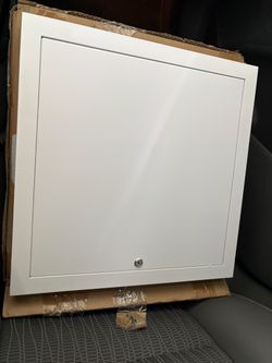 New in box!!! Drywall wall or ceiling locking access panel
