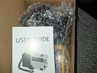 Small New Crank Emergency Radio