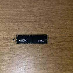 Crucial 2 TB M.2 SSD