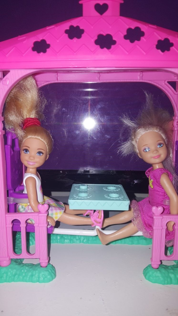 Chelsea dolls with out door play set