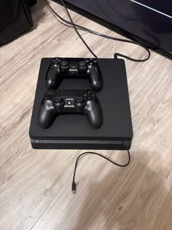 PS4 slim