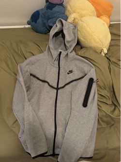 new gen grey and black tech size medium