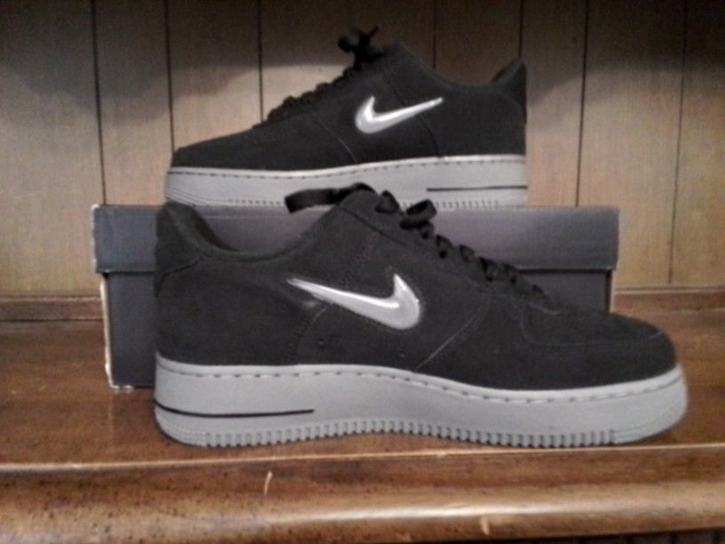 NIKE AIR FORCE 1 JEWEL