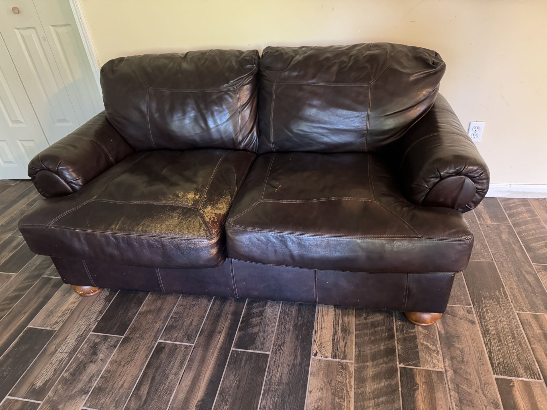 Couch Set w/ Table