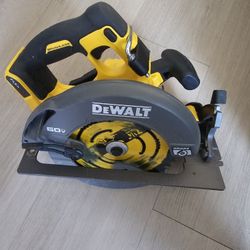 Dewalt Circular Saw 60V - Sierra Circular

Dewalt