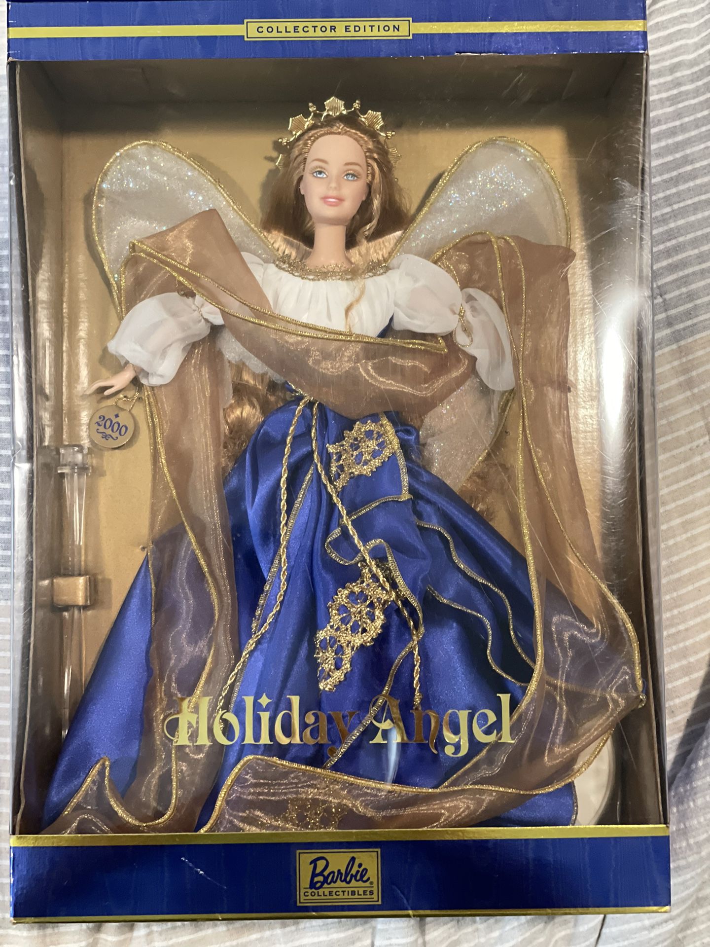 Holiday Angel Barbie Collectible 2000