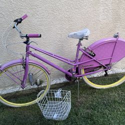  Vintage Style Cruiser Bike With Basket