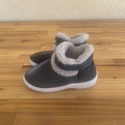 Kids Boots Size 2