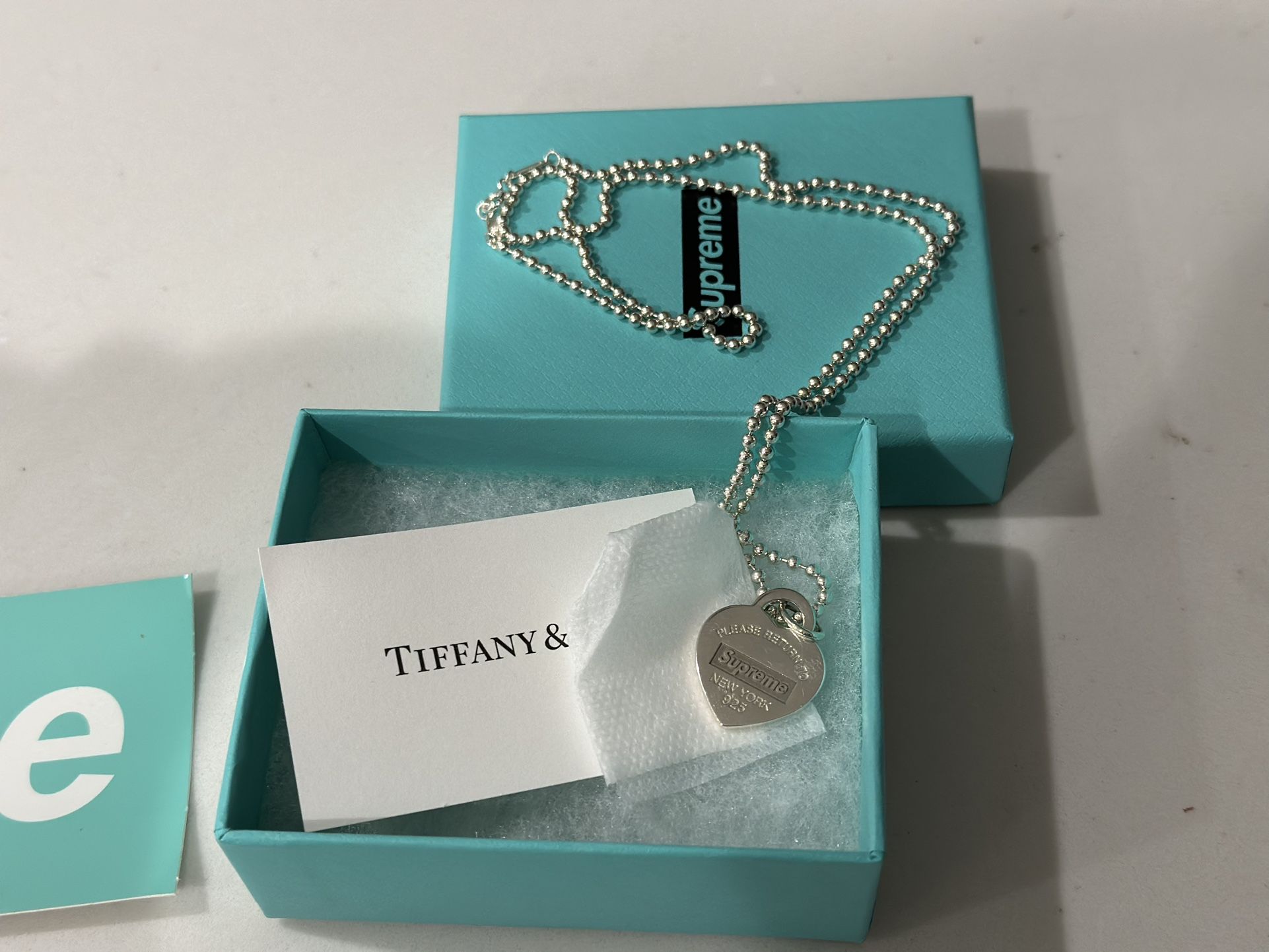 Tiffany×Supreme Heart Tag Pendantネックレス Supreme Tiffany & Co. Return to Tiffany Heart Tag Pendant Silver