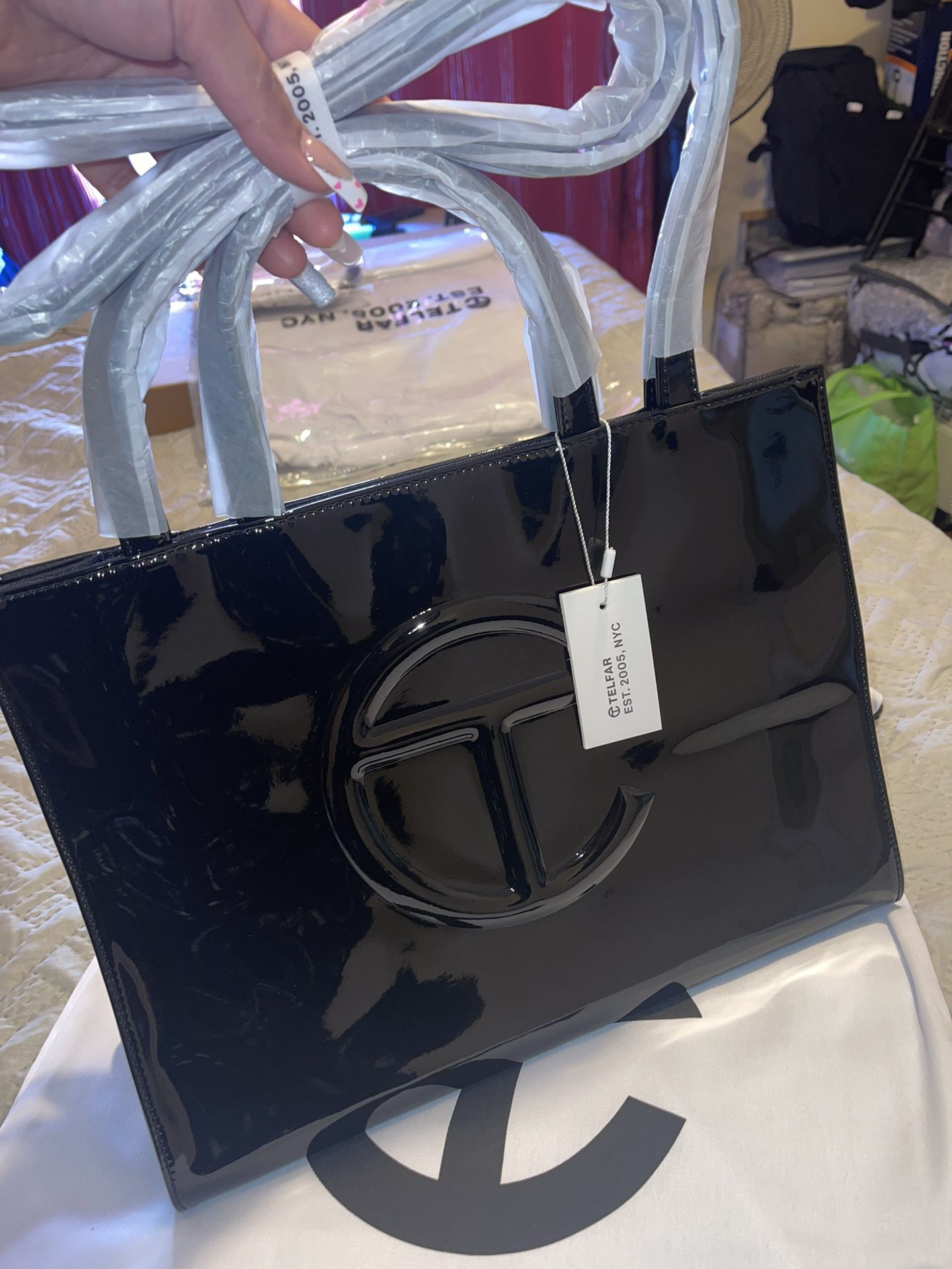 Telfar (Medium) Black PATENT Shopping Bag for Sale in New York, NY - OfferUp