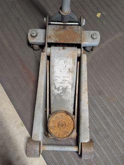 3 ton floor jack